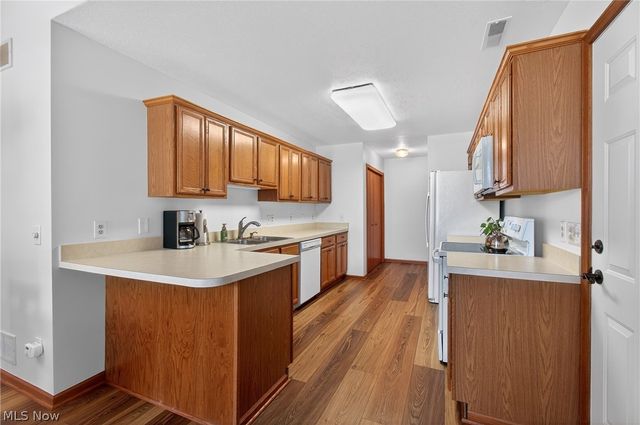 161 Beau Chemin Avenue, Louisville, OH 44641