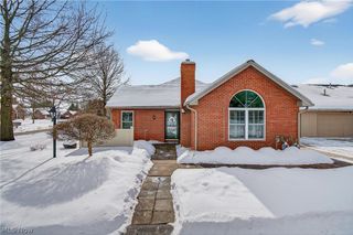 161 Beau Chemin Avenue, Louisville, OH 44641