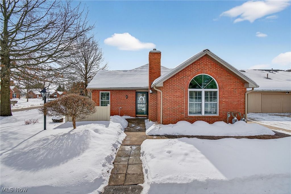 161 Beau Chemin Avenue, Louisville, OH 44641