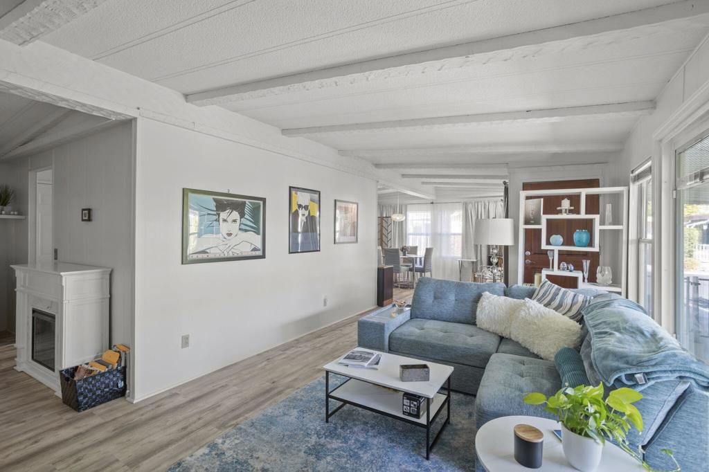 246 Laredo Drive, Palm Springs, CA 92264