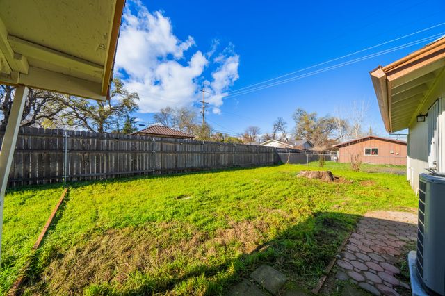 1770 Brigman Street, Anderson, CA 96007