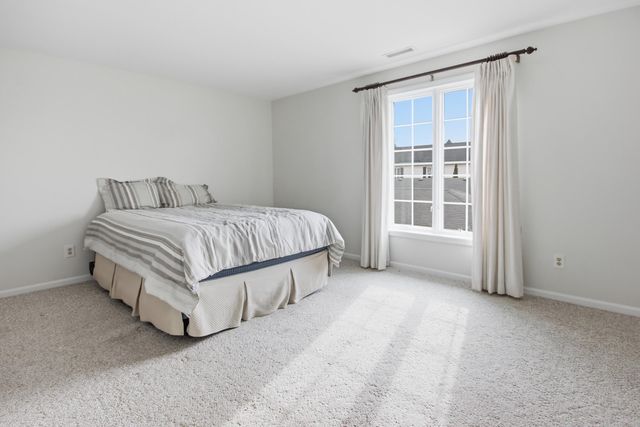 2288 Bordeaux Walk D2, Highland, IN 46322