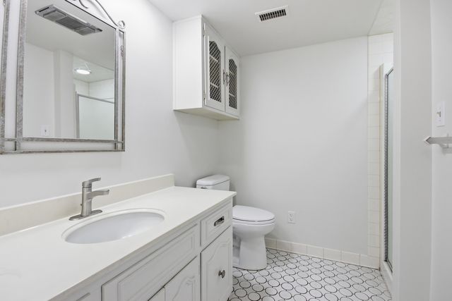 2288 Bordeaux Walk D2, Highland, IN 46322