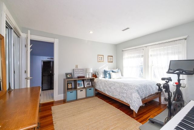 345 Ashmont St 3, Boston, MA 02124