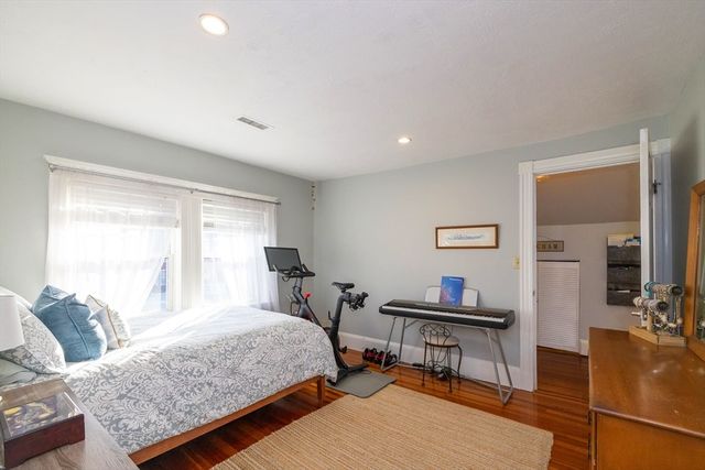 345 Ashmont St 3, Boston, MA 02124