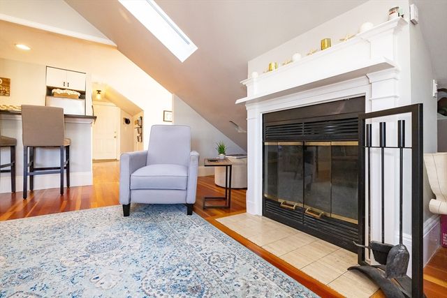 345 Ashmont St 3, Boston, MA 02124