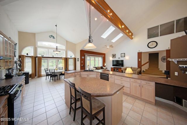 15 Gun Club Road, Tinton Falls, NJ 07712