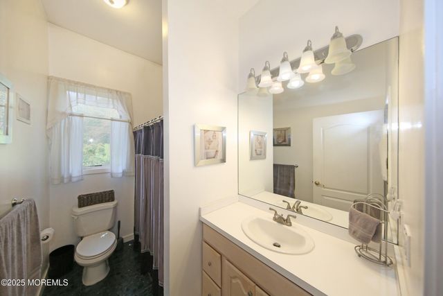 15 Gun Club Road, Tinton Falls, NJ 07712