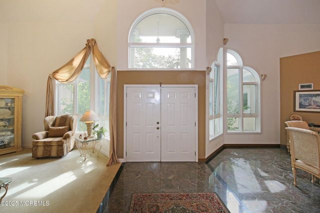 15 Gun Club Road, Tinton Falls, NJ 07712