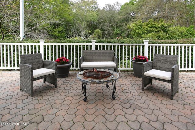 15 Gun Club Road, Tinton Falls, NJ 07712