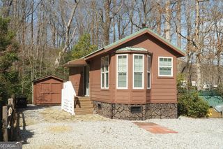 16 Bear Lovers Court, Cleveland, GA 30528