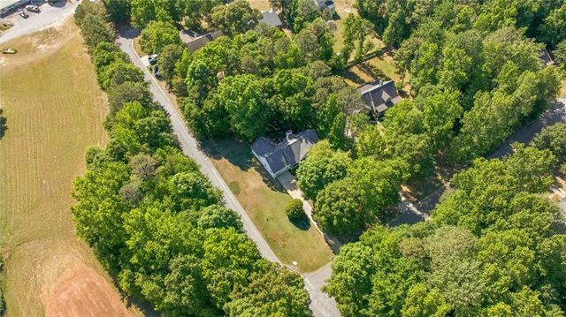 17 Gober Drive, Commerce, GA 30530