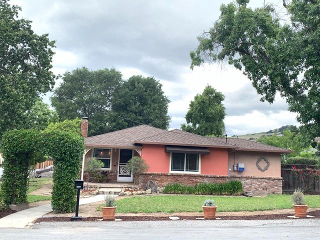 4001 Golf Dr., San Jose, CA 95127