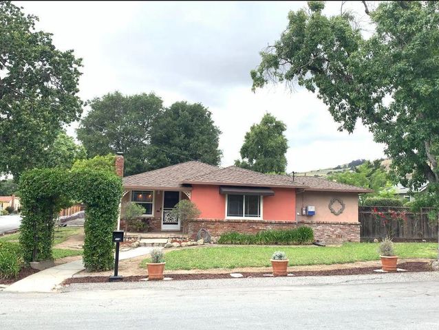 4001 Golf Dr., San Jose, CA 95127