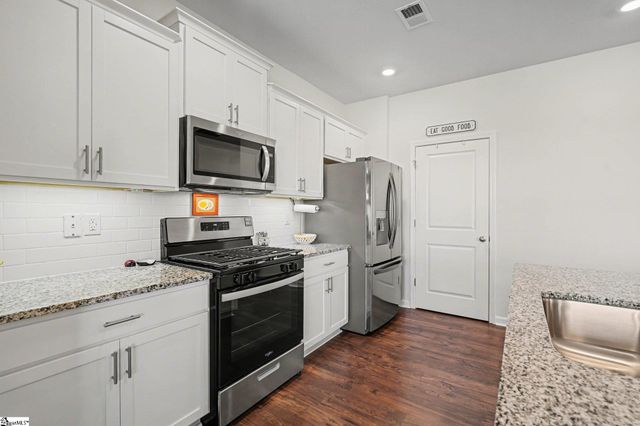 216 Emerald Creek Avenue, Greer, SC 29651