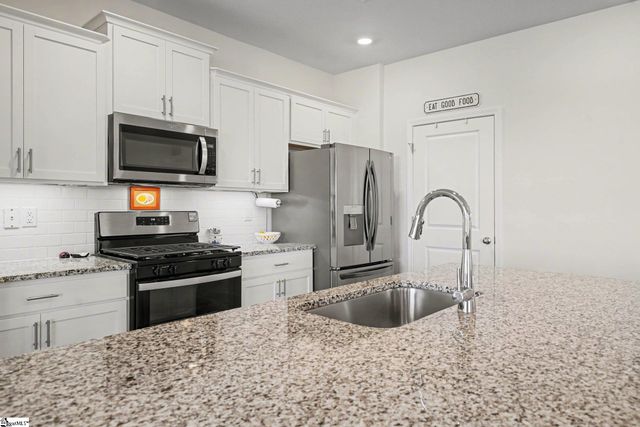 216 Emerald Creek Avenue, Greer, SC 29651