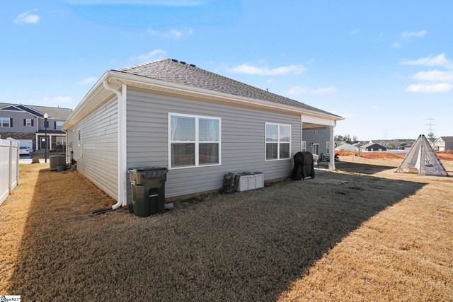 216 Emerald Creek Avenue, Greer, SC 29651