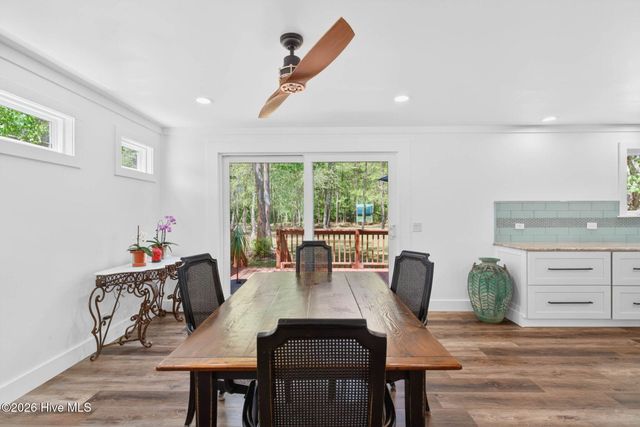 6928 Bayfield Lane NW, Ocean Isle Beach, NC 28469