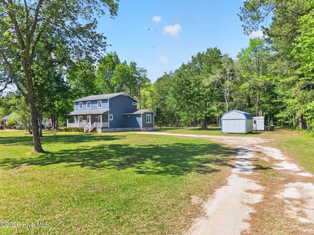 6928 Bayfield Lane NW, Ocean Isle Beach, NC 28469