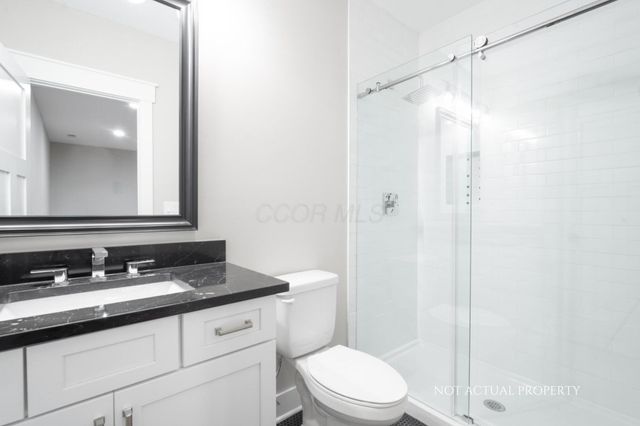 2022 Leopold Drive, Lewis Center, OH 43035