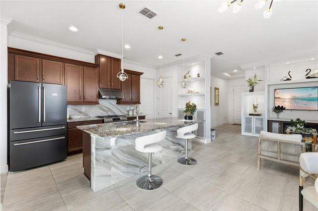 5092 TWIN LAKES BOULEVARD, St Cloud, FL 34772