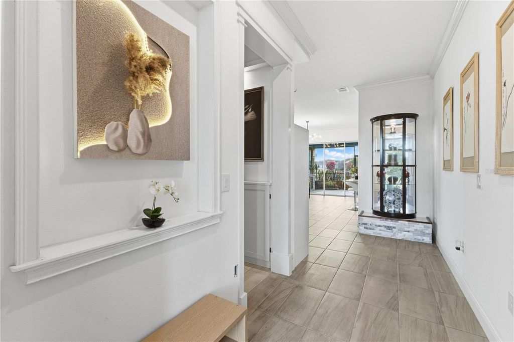 Image 3 of property listing at 5092 TWIN LAKES BOULEVARD, St Cloud, FL 34772