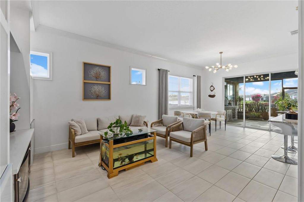 Image 5 of property listing at 5092 TWIN LAKES BOULEVARD, St Cloud, FL 34772