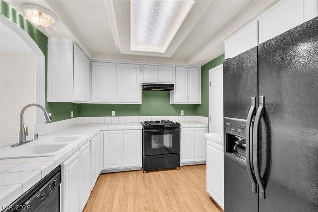 650 Ribbon Grass Avenue, Las Vegas, NV 89183