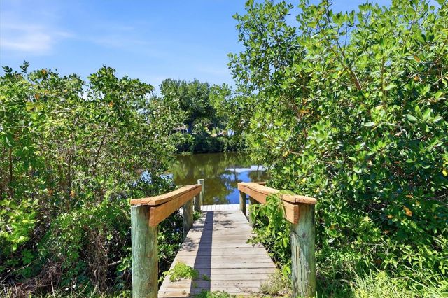 10 ARLINGTON DRIVE, Placida, FL 33946