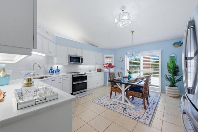 10 ARLINGTON DRIVE, Placida, FL 33946