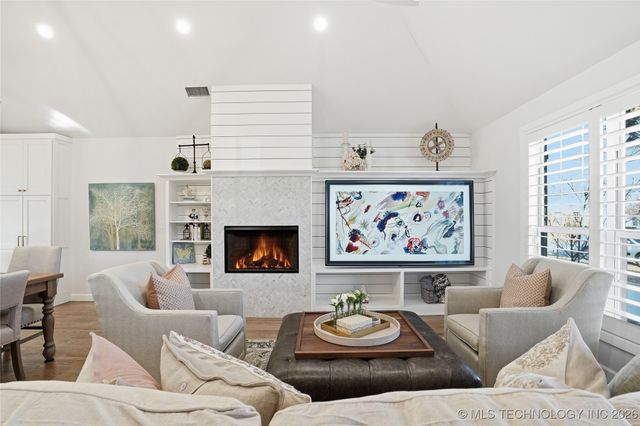 2518 E 17th Street, Tulsa, OK 74104