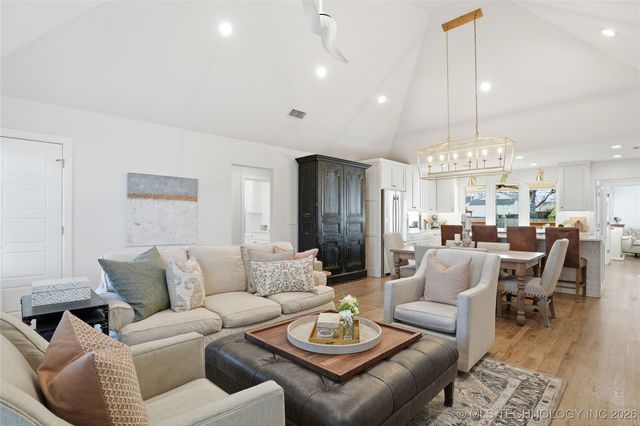 2518 E 17th Street, Tulsa, OK 74104