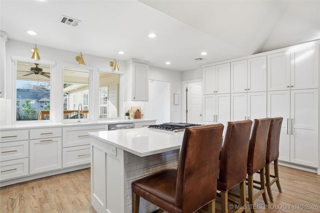 2518 E 17th Street, Tulsa, OK 74104