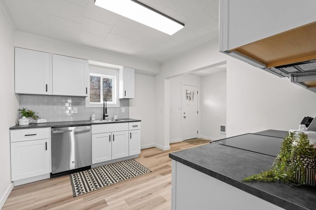 2218 E 4th Ave, Spokane, WA 99202