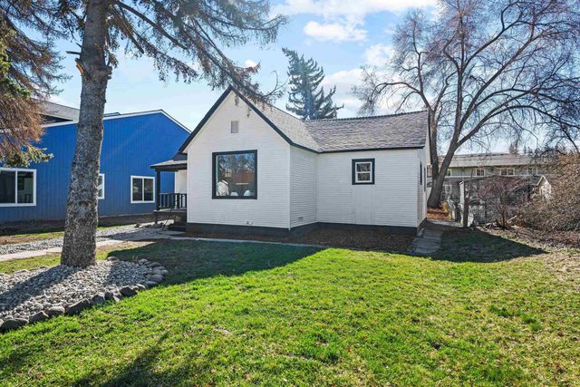 2218 E 4th Ave, Spokane, WA 99202