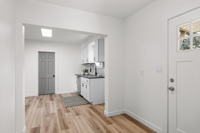 2218 E 4th Ave, Spokane, WA 99202