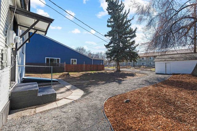 2218 E 4th Ave, Spokane, WA 99202