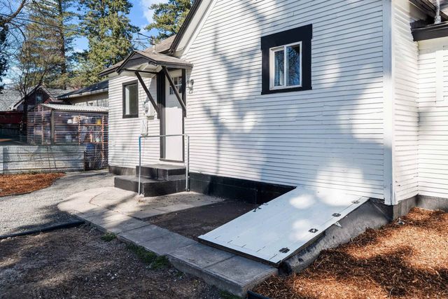 2218 E 4th Ave, Spokane, WA 99202