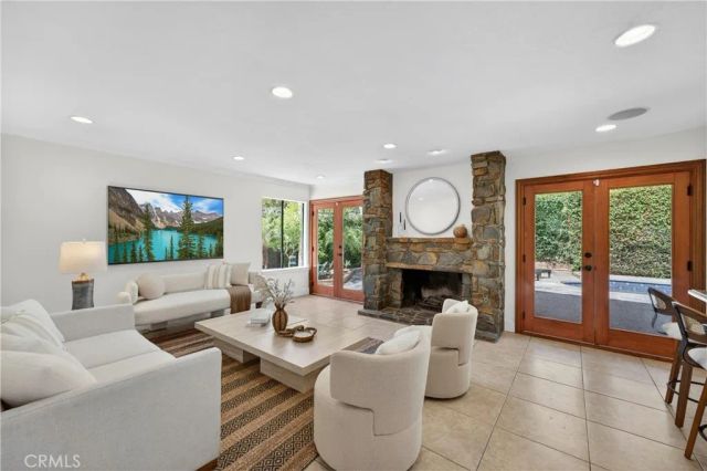 22882 Pocetas, Mission Viejo, CA 92692