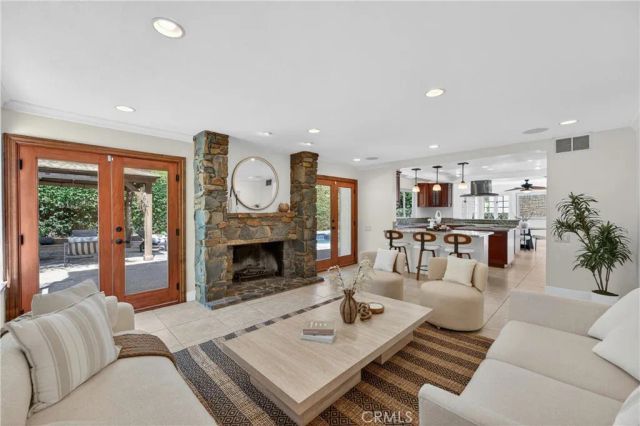 22882 Pocetas, Mission Viejo, CA 92692