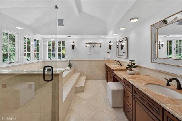 22882 Pocetas, Mission Viejo, CA 92692