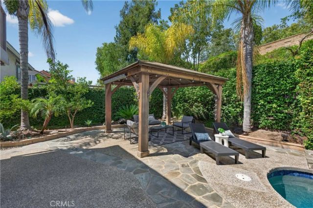 22882 Pocetas, Mission Viejo, CA 92692