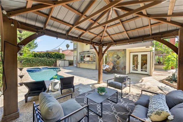 22882 Pocetas, Mission Viejo, CA 92692