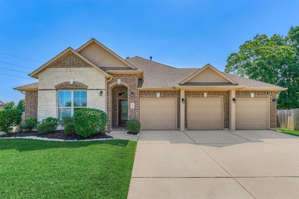 21007 Courtly Manner Court, Tomball, TX 77375