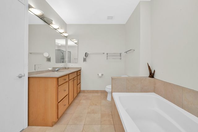 550 W Fulton Street 403, Chicago, IL 60661