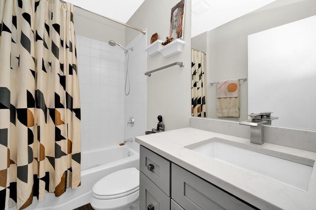 550 W Fulton Street 403, Chicago, IL 60661