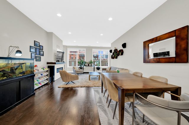 550 W Fulton Street 403, Chicago, IL 60661