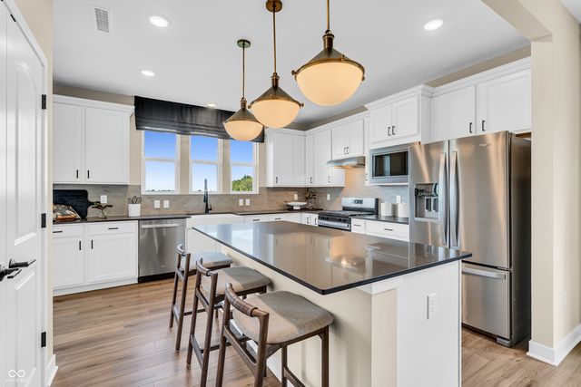 2546 Goldfinger Lane, Westfield, IN 46074