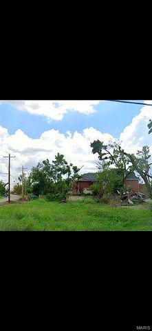 916 Clarendon, St Louis, MO 63108