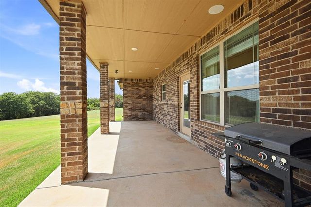 2174 County Street 2945 Street, Blanchard, OK 73010